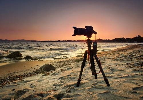 Dream Job - Travelling photographer 80k salary sml